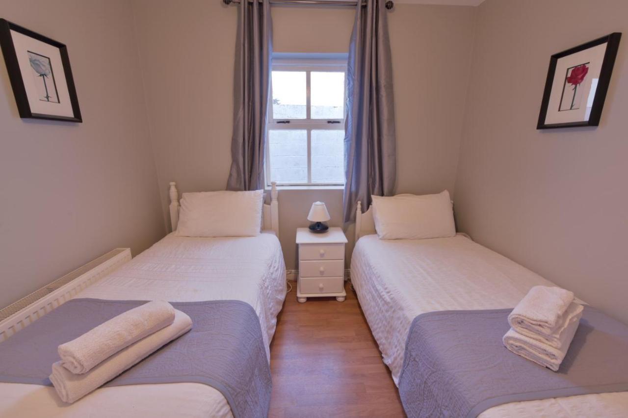 Ocean Breeze Apartment 拉辛赫 外观 照片